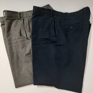 Lot of 2 Levi’s Action Slacks Dress Pants Mens W42 L32 Flat Front Gray Black
